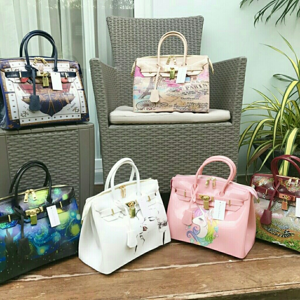 Beachkin 30cm Printed Glossy Bag